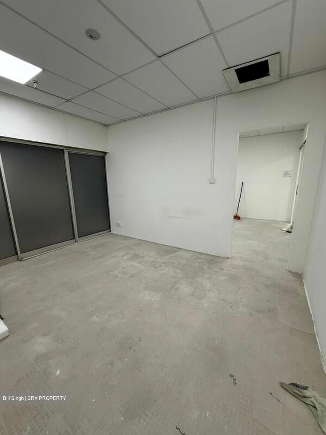 Textile Centre (D7), Office #568228651
